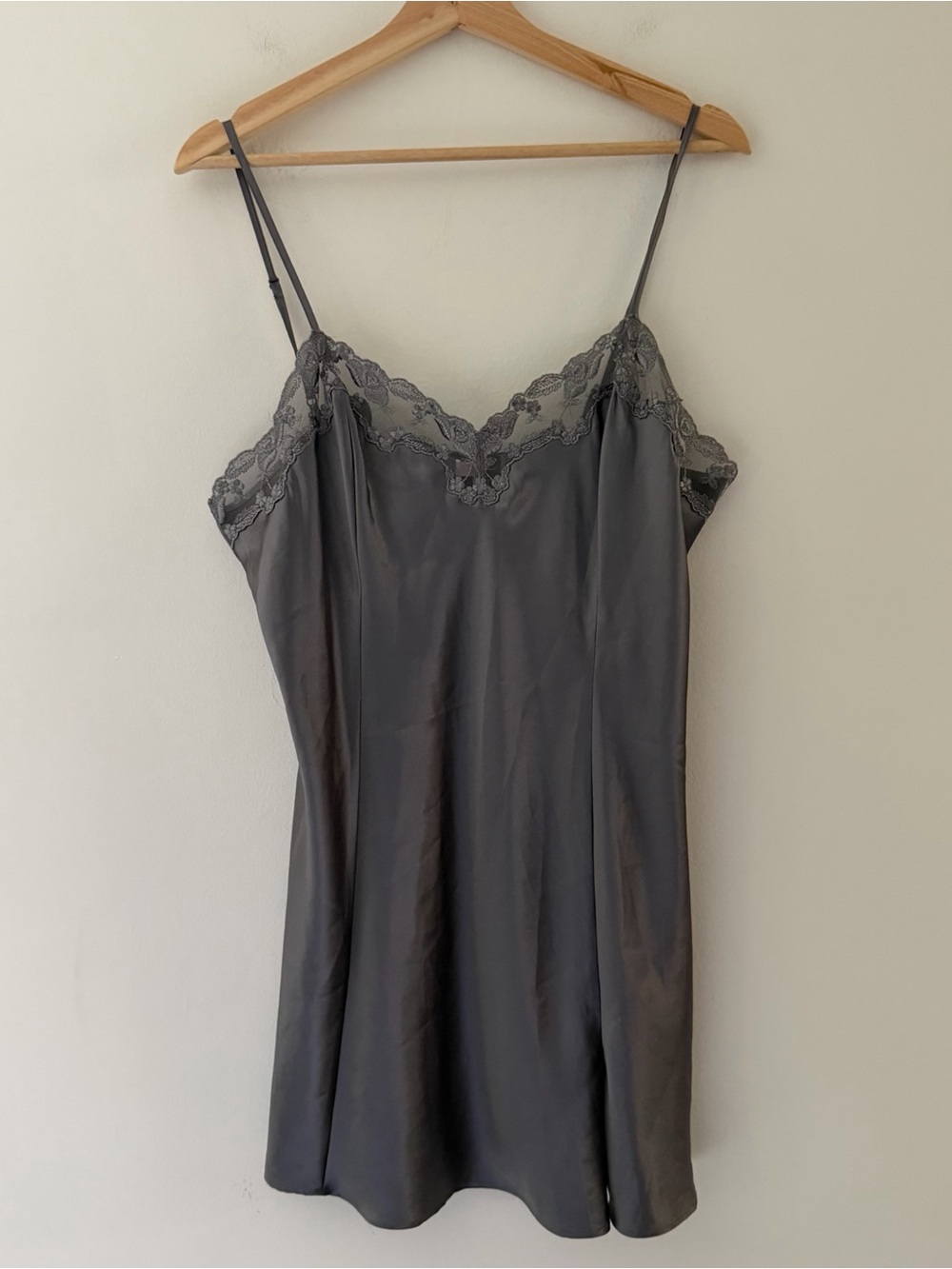 Victoria's Secret Satin Lace-Trim Mini Slip Dress Nightie Gray Size Large